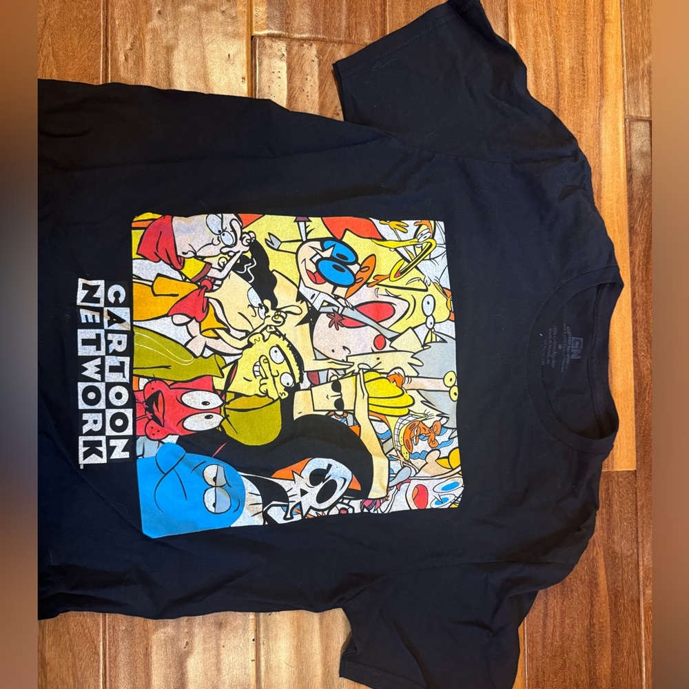 Graphic tee cartoon network